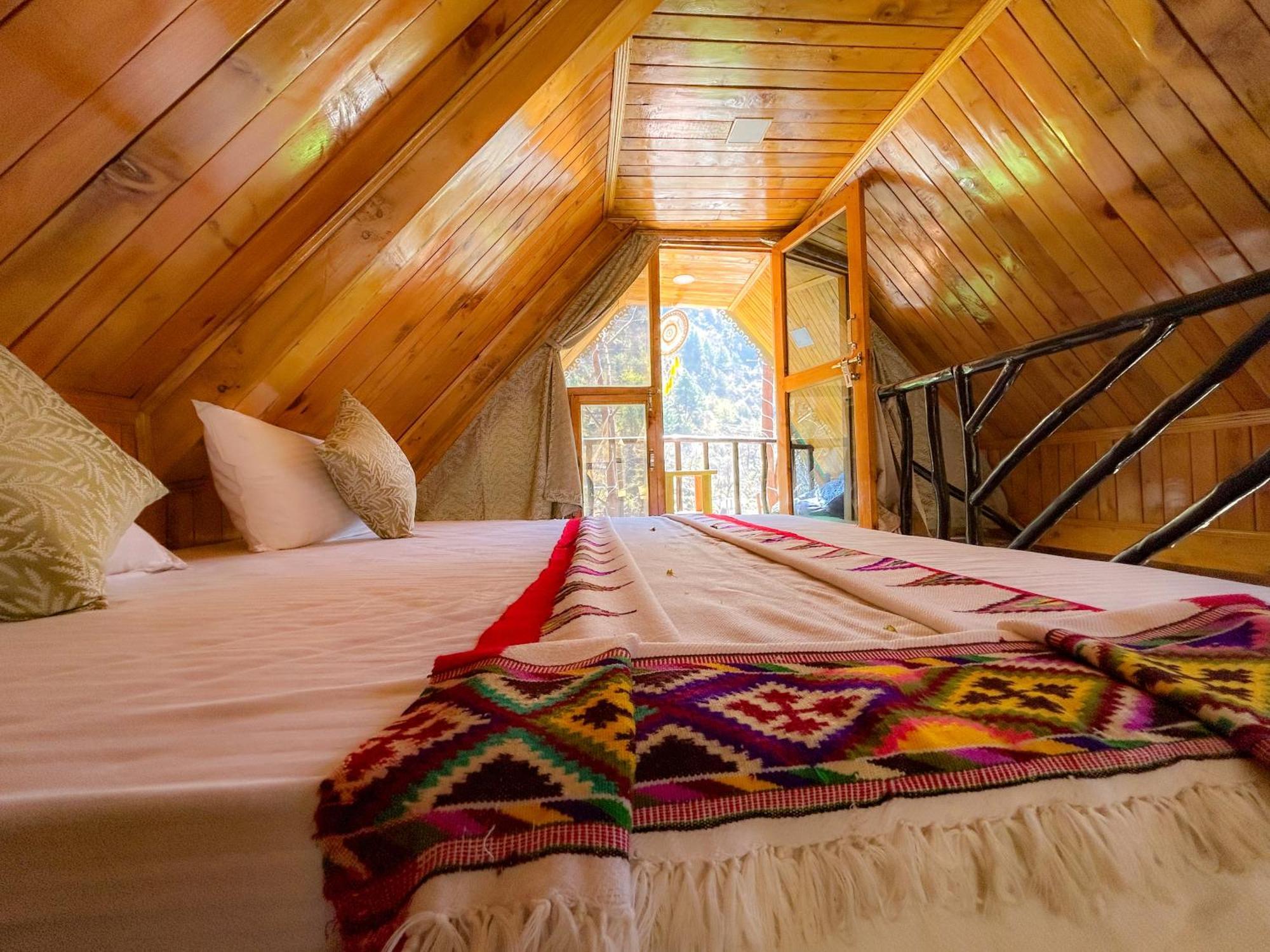 Sainj Riverside Cottages Esterno foto