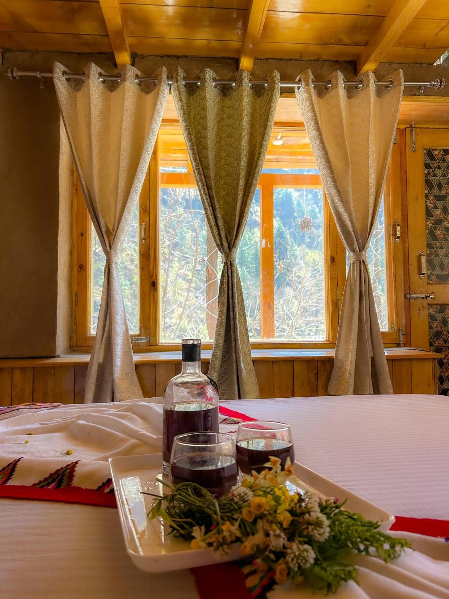 Sainj Riverside Cottages Esterno foto